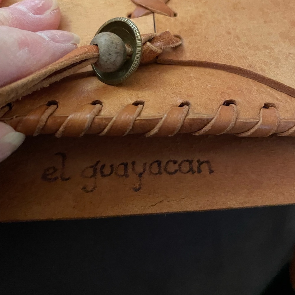 Hand crafted leather aboriginal shoulder bag - Picture 10 of 11